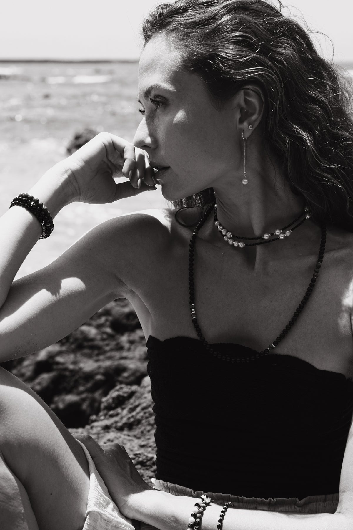Noire Necklace | Black Spinel & Pearls