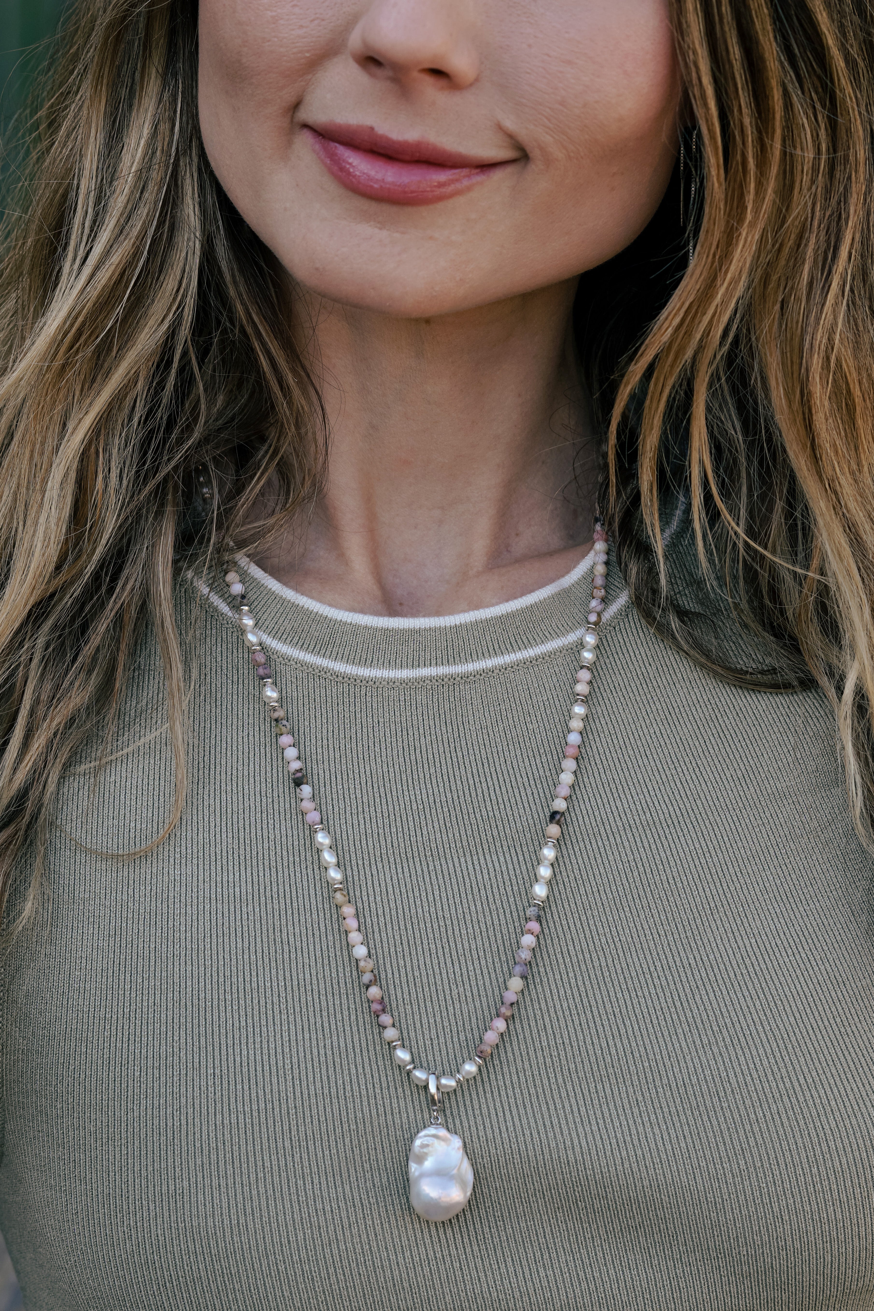 Cala Rosa Necklace | Pink Opal & Pearls
